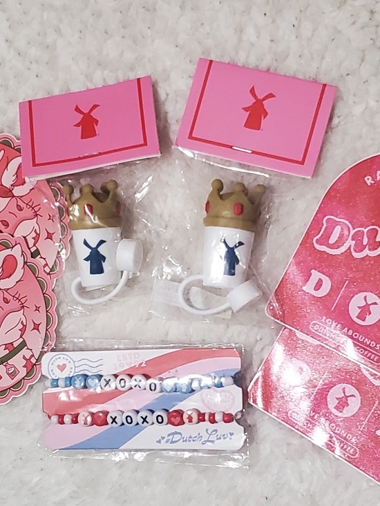 Dutch Bros Accessories - Bestie Pink Pack! 💕 with XOXO Friendship Bracelets Dutch Bros Pack!